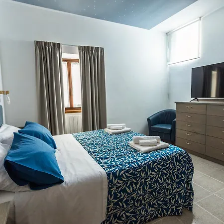 La Finestra Apartment